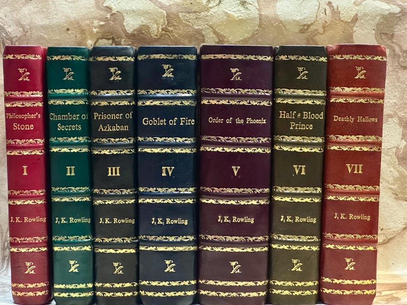 Harry Potter 7 book set spines