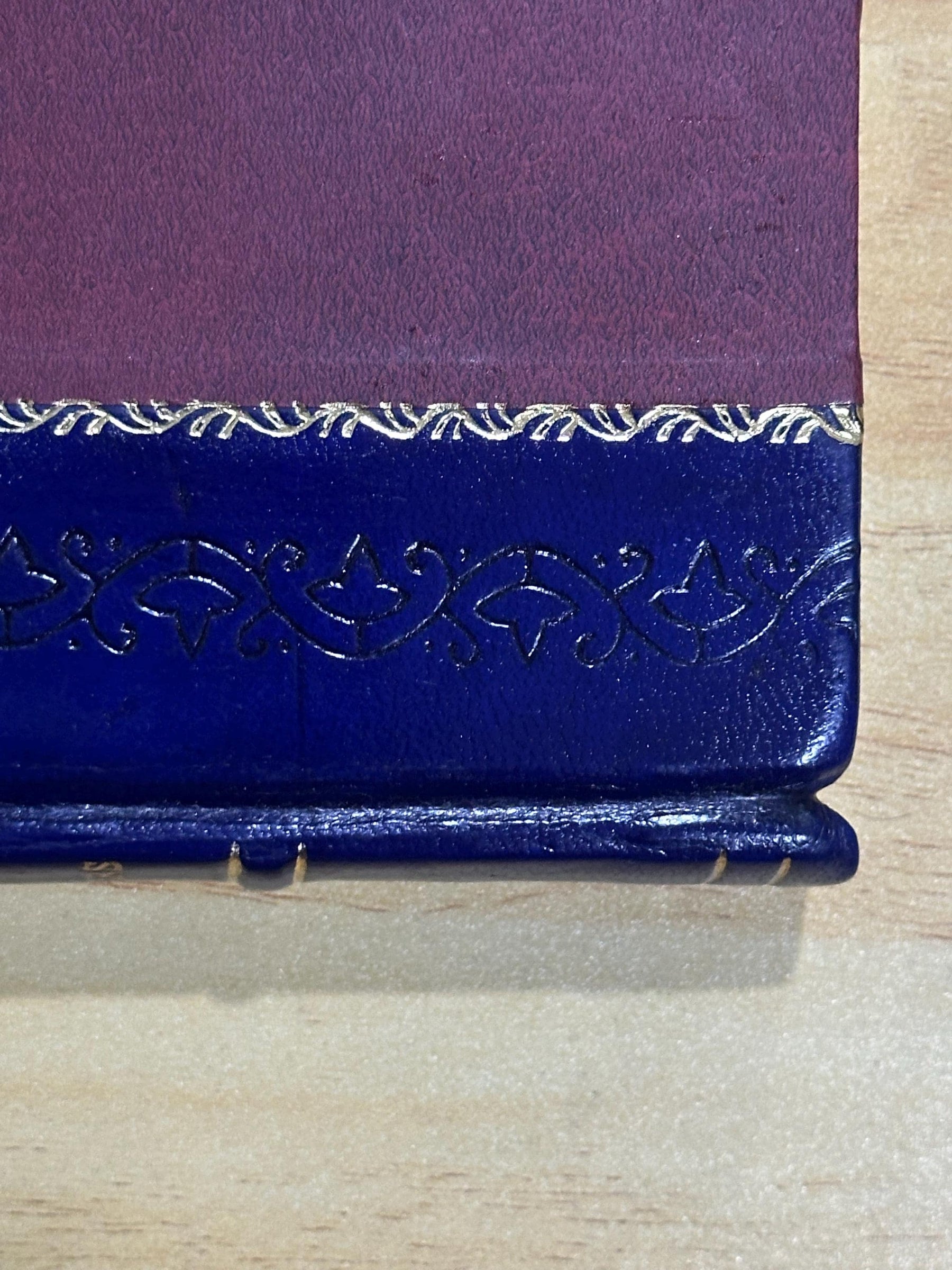 The King in Yellow 1895, Robert W. Chambers [Leather Bound]
